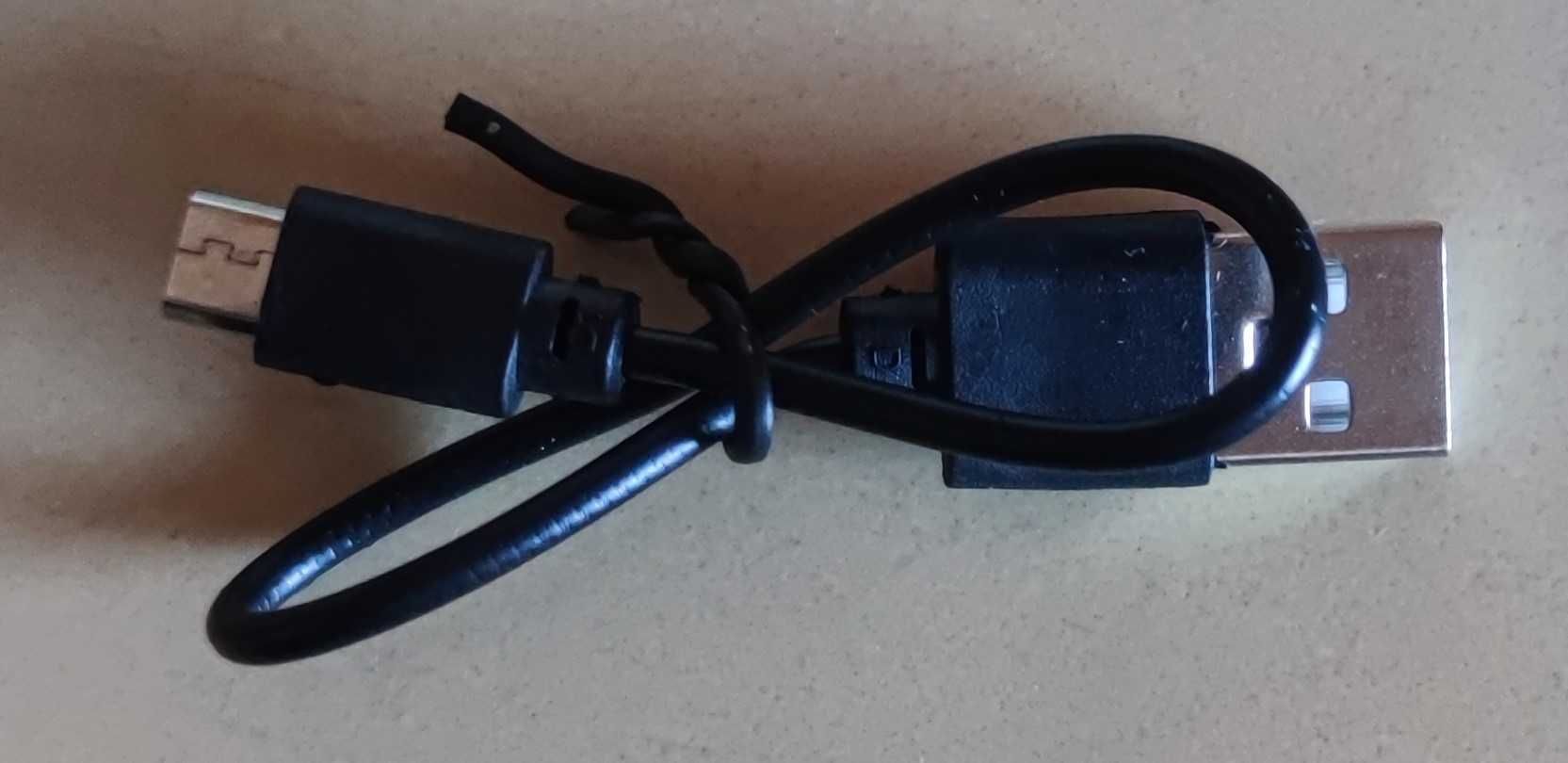 Earphones / auriculares Bluetooth - caixa com bateria própria
