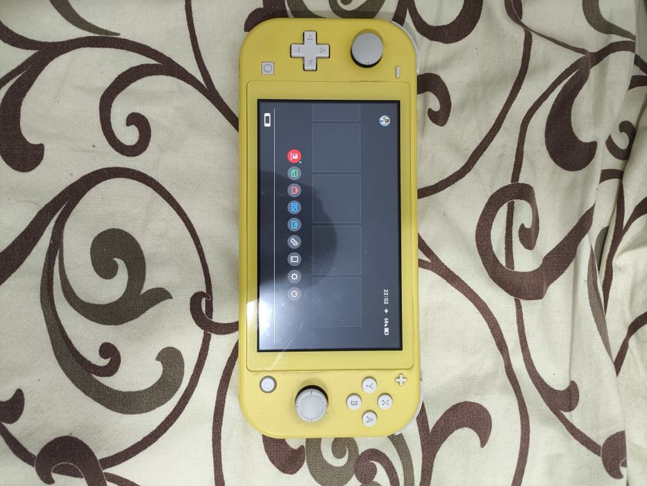 Nintendo switch lite 64гб