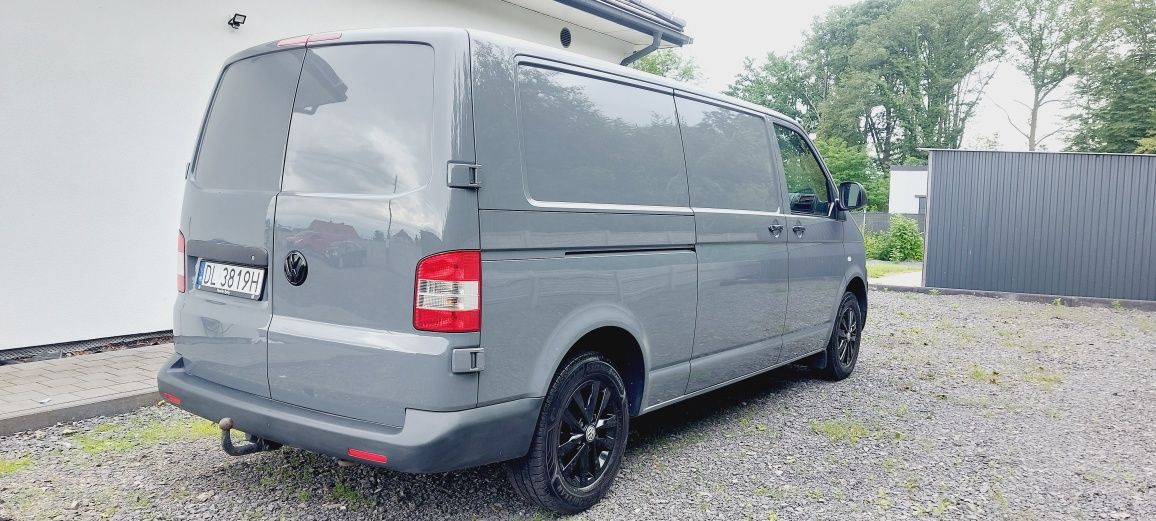 Vw t5 transporter  long 2.0tdi klima tempomat