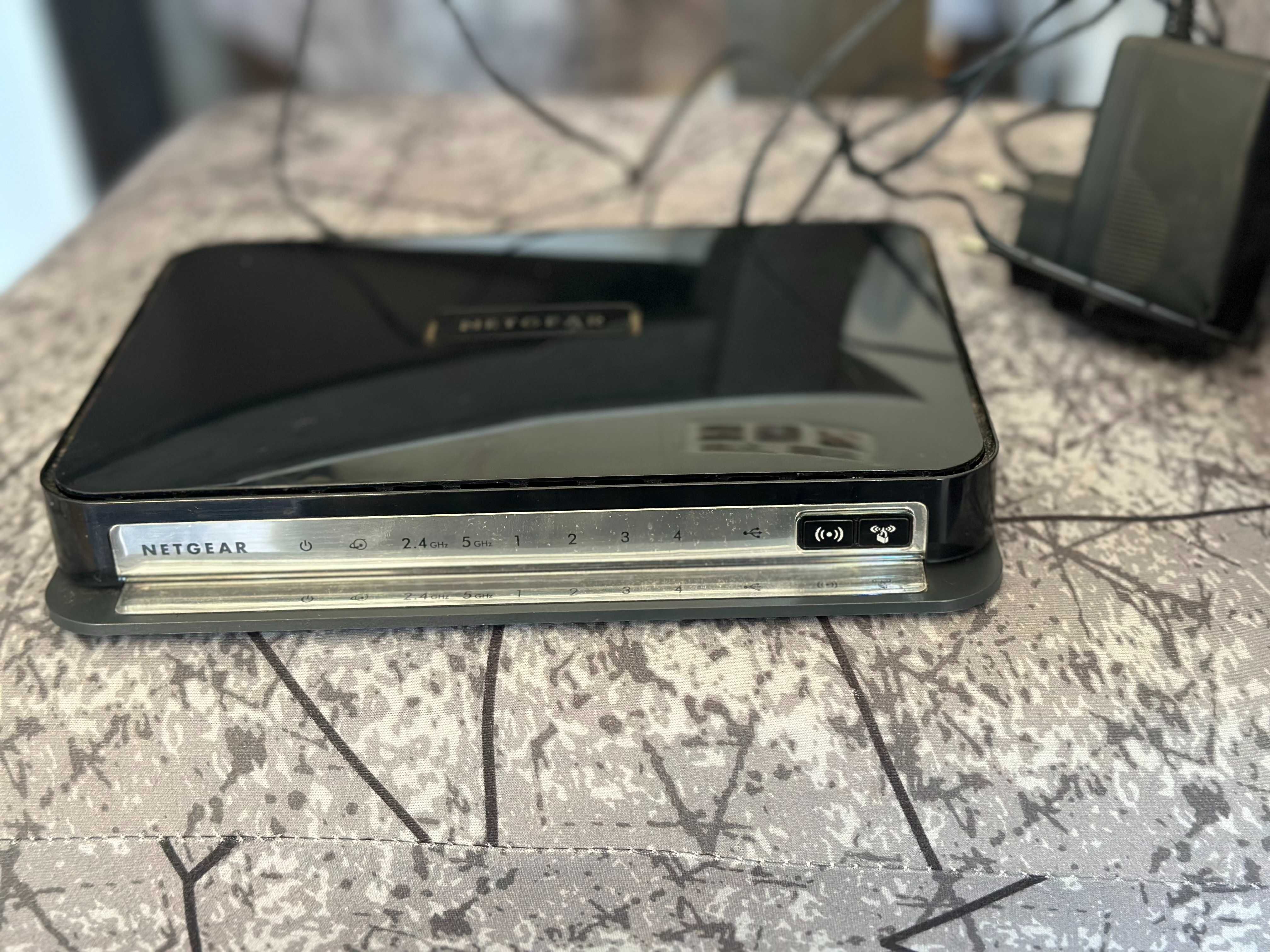 Router WiFI Netgear N750