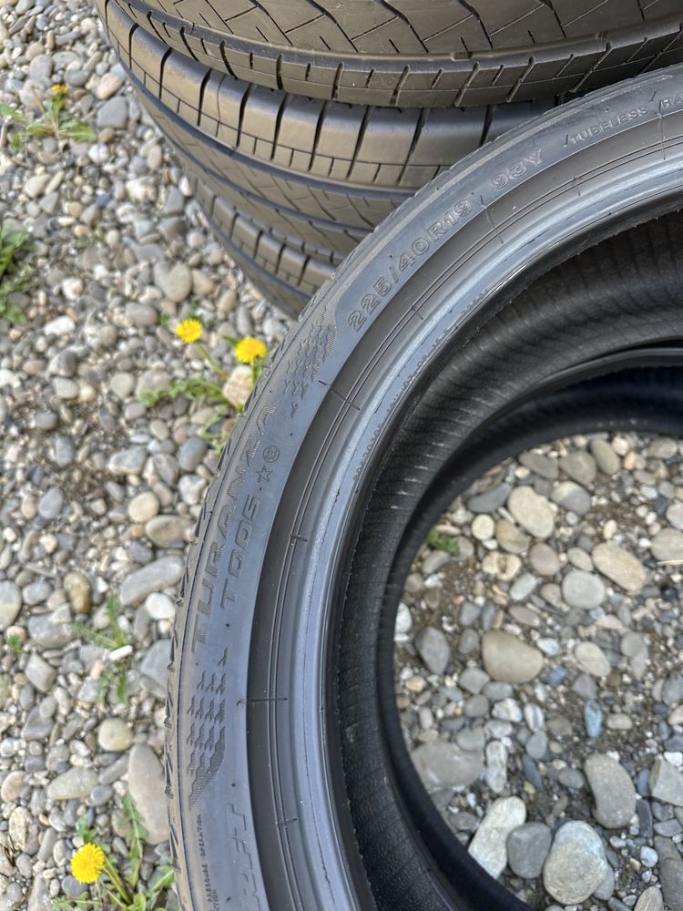 225/40/19 Bridgestone Turanza T005 RFT