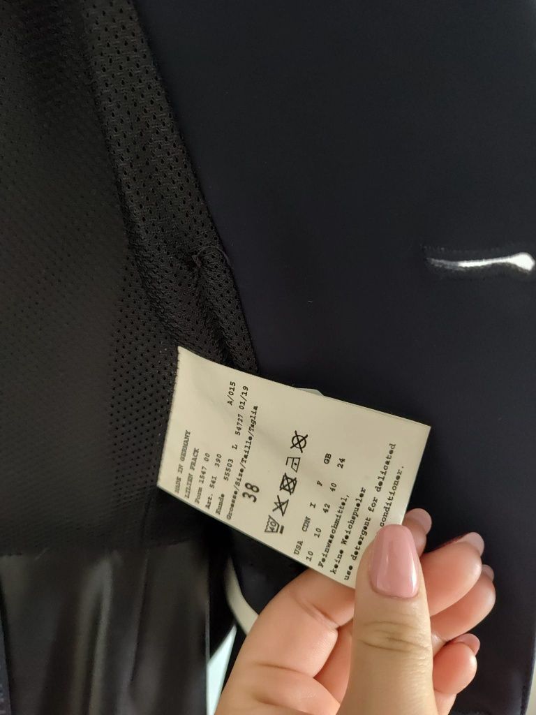 Frak ujeżdżeniowy długi Pikeur Lilien jaskółka ciemnogranatowy 38 M