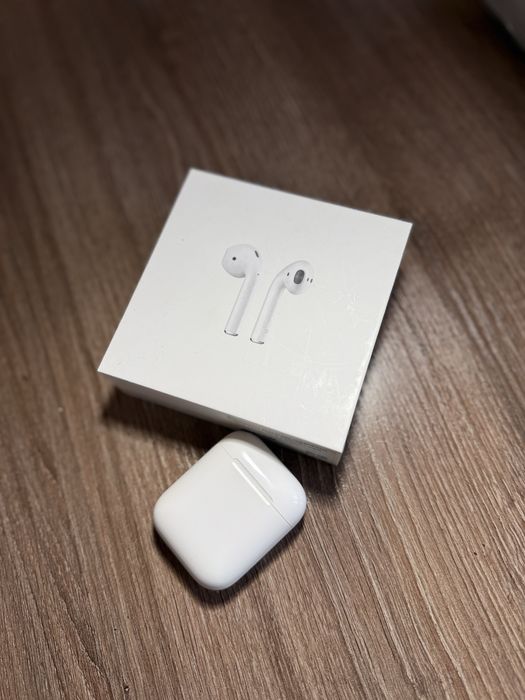 Airpods 1-ше покоління