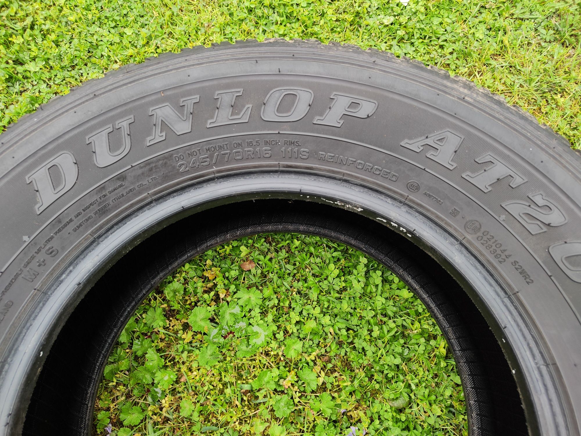 Dunlop Grandtek at20 245/70 R16 Lato