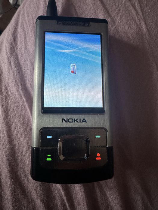 Nokia 6500S + ładowarka
