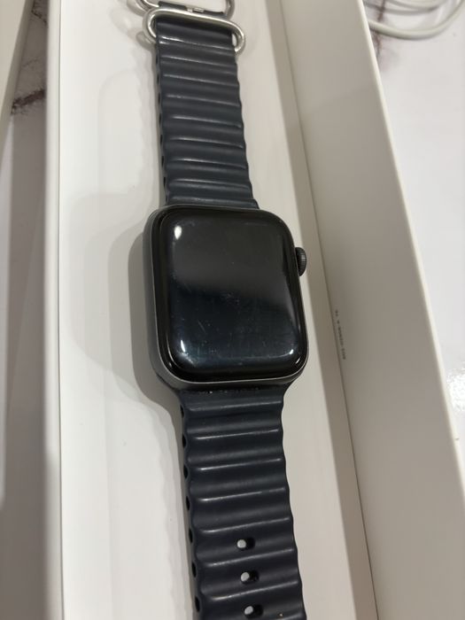 Apple Watch Series 5, 44mm