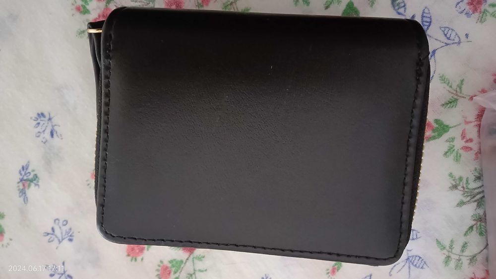 Carteiras novas femininas