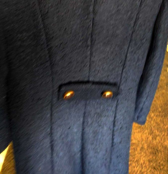 Sobretudo comprido muito quente e elegante.