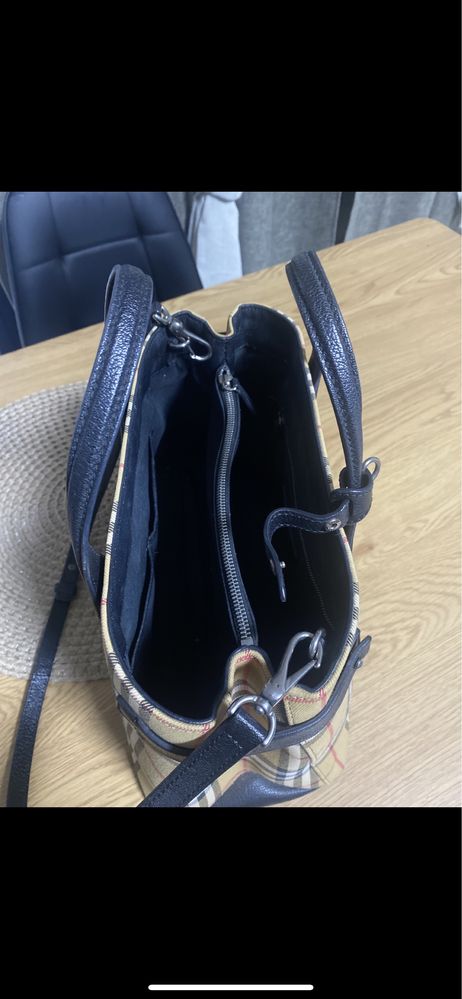 Mala/ bolsa Burberry