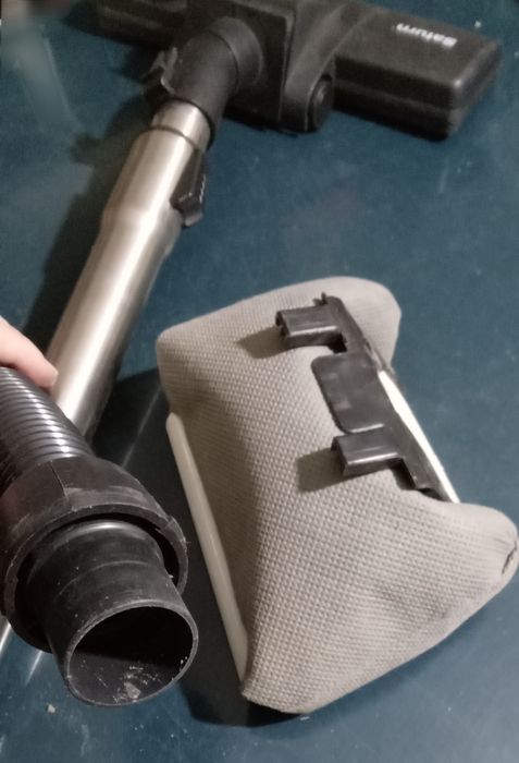 Труба шланг щітка до пилососа