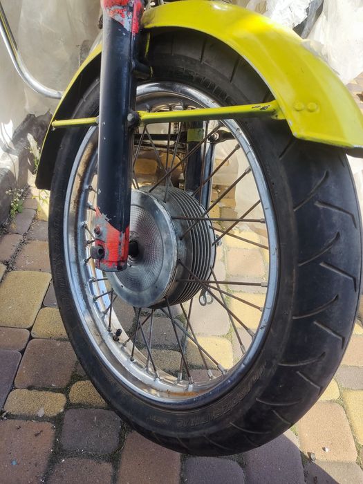 Колеса з резиною Барум Ява-Чезет 16-18