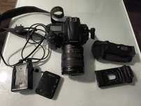Nikon D700 com lente e vários extras em muito bom estado
