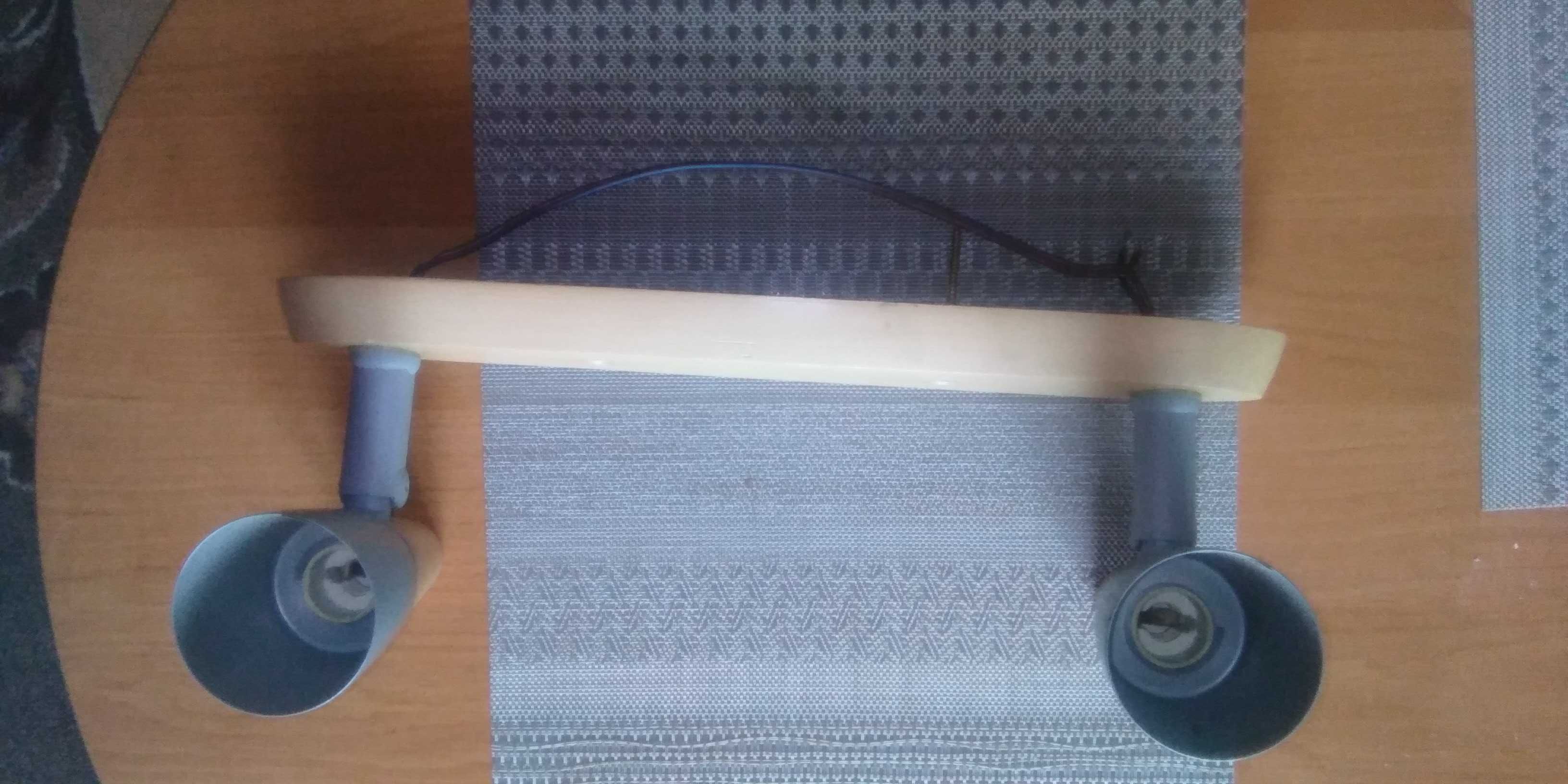 Lampa nad lustrem