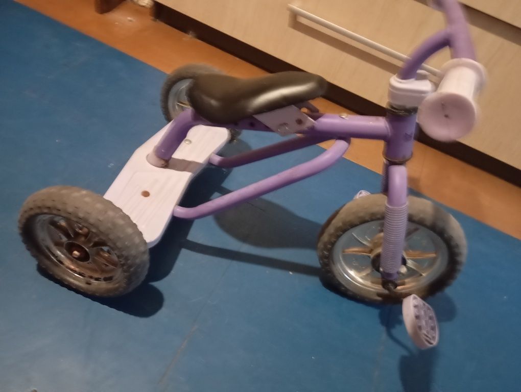 Продам детские вещи