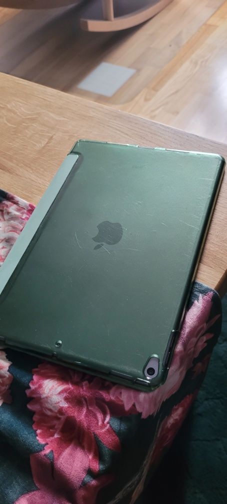 Apple Ipad 3 air 10.5 3gb 64gb 2019 Space Grey