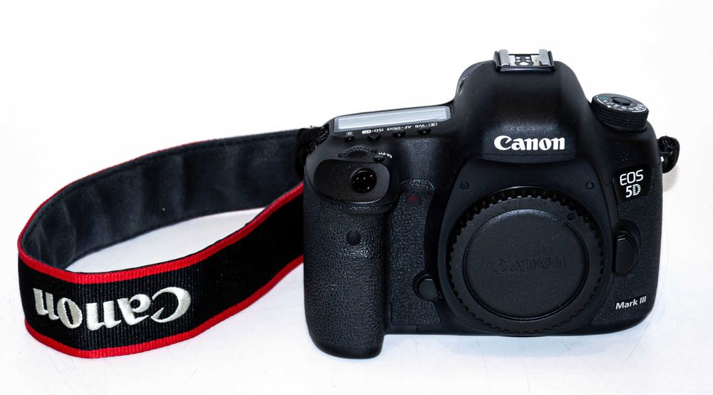 Aparat Canon EOS 5D Mark III BODY 22.1Mpix 26TYŚ