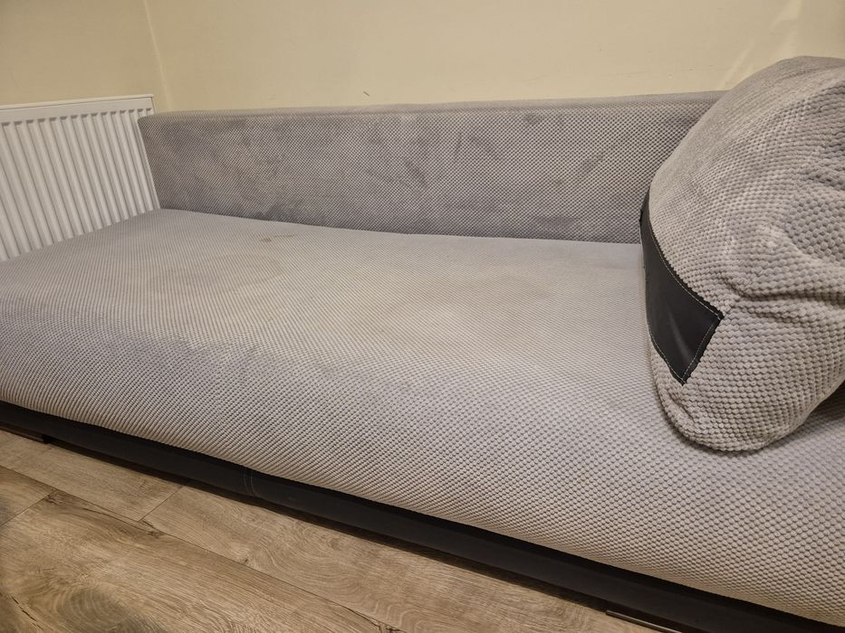 Oddam za darmo sofe z funkcja spania