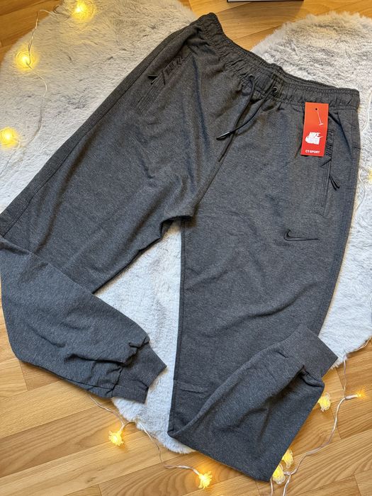 Розпродаж Чоловічі спортивні штани СМ