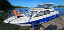 Jacht kabinowy houseboat łodz motorowa Bayliner 2452