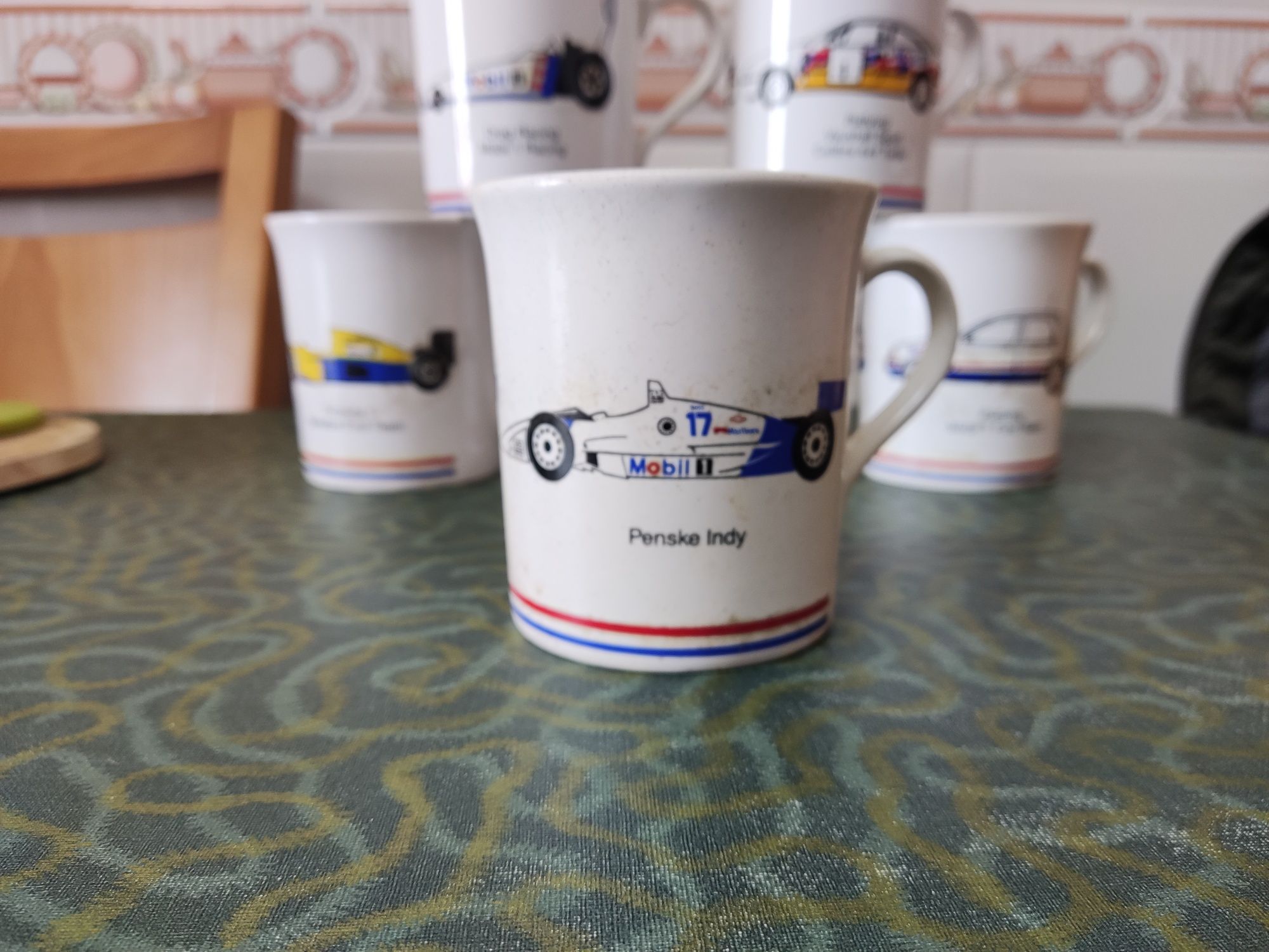 Conjunto canecas vintage Mobil Oil Racing