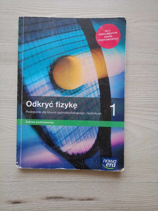 Sprzedam książkę do fizyki klasa 1