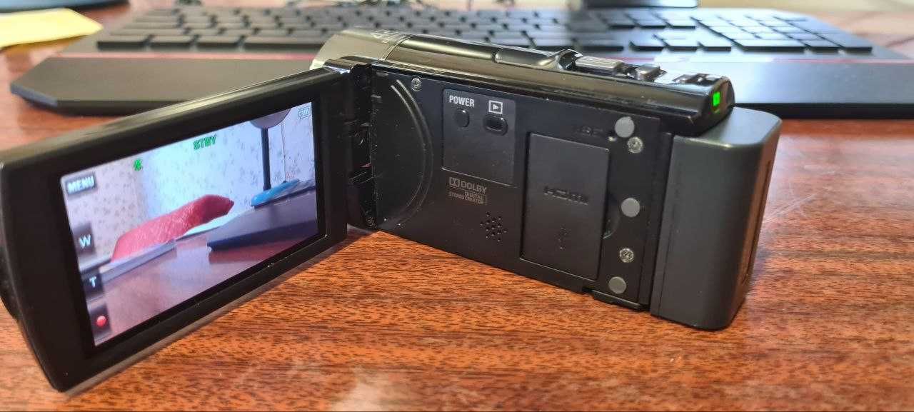Відеокамериа Sony HDR-CX130