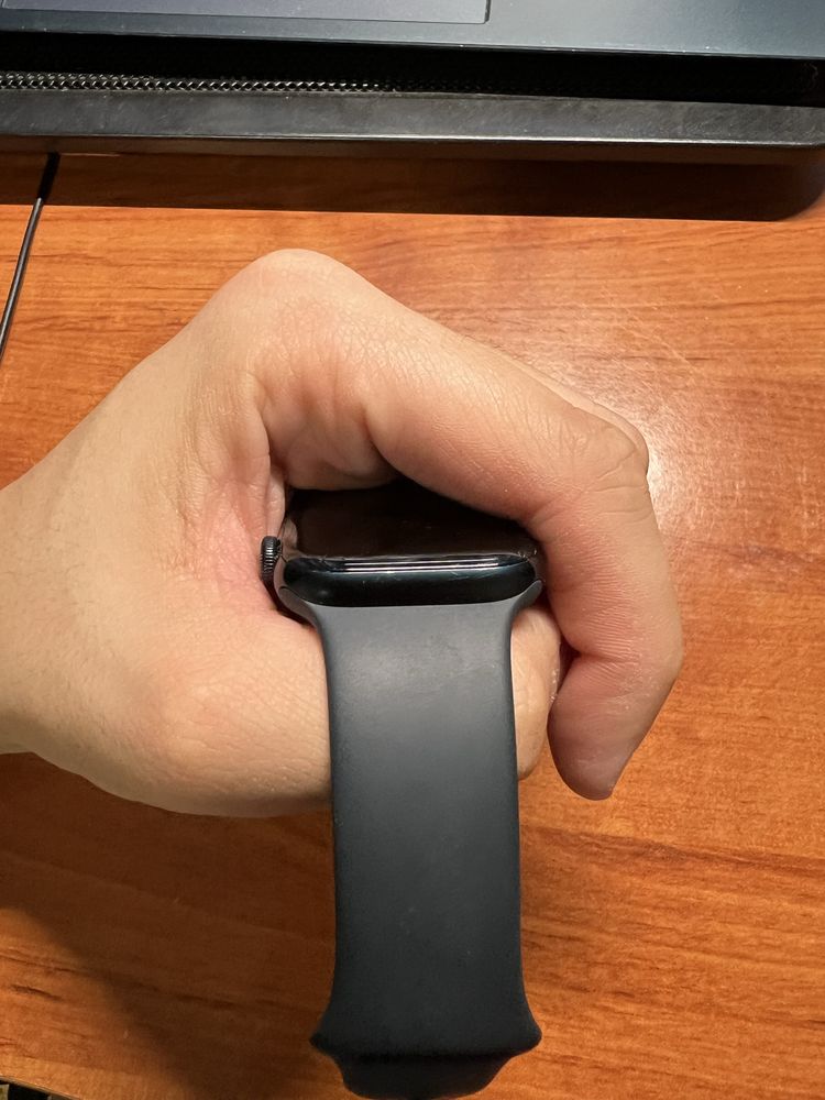 Apple Watch SE 2 - 44mm
