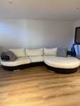 Sofá com Chaise-Longue