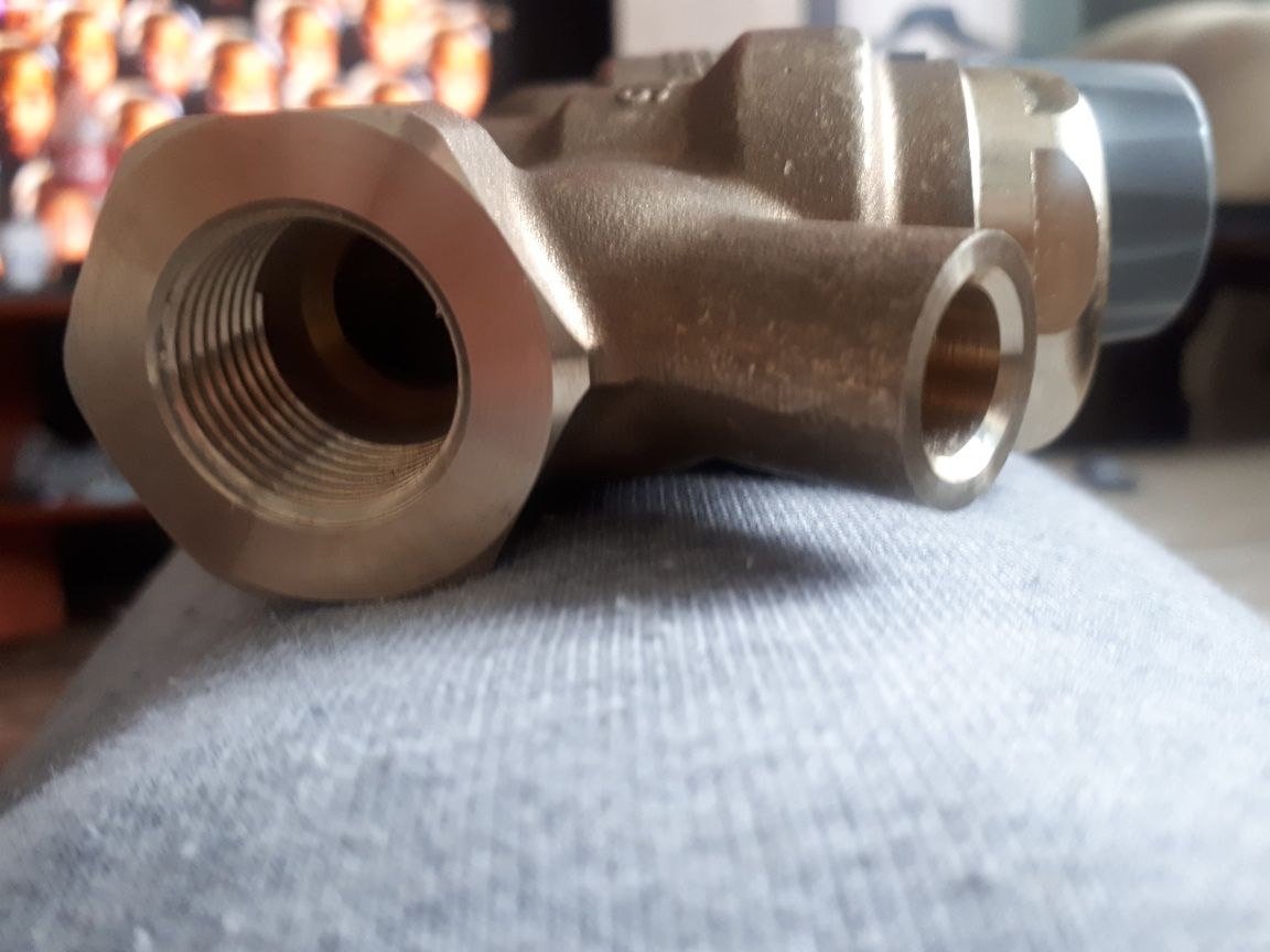Zawór termostatyczny CALEFFI 1/2", z termometrem 116240