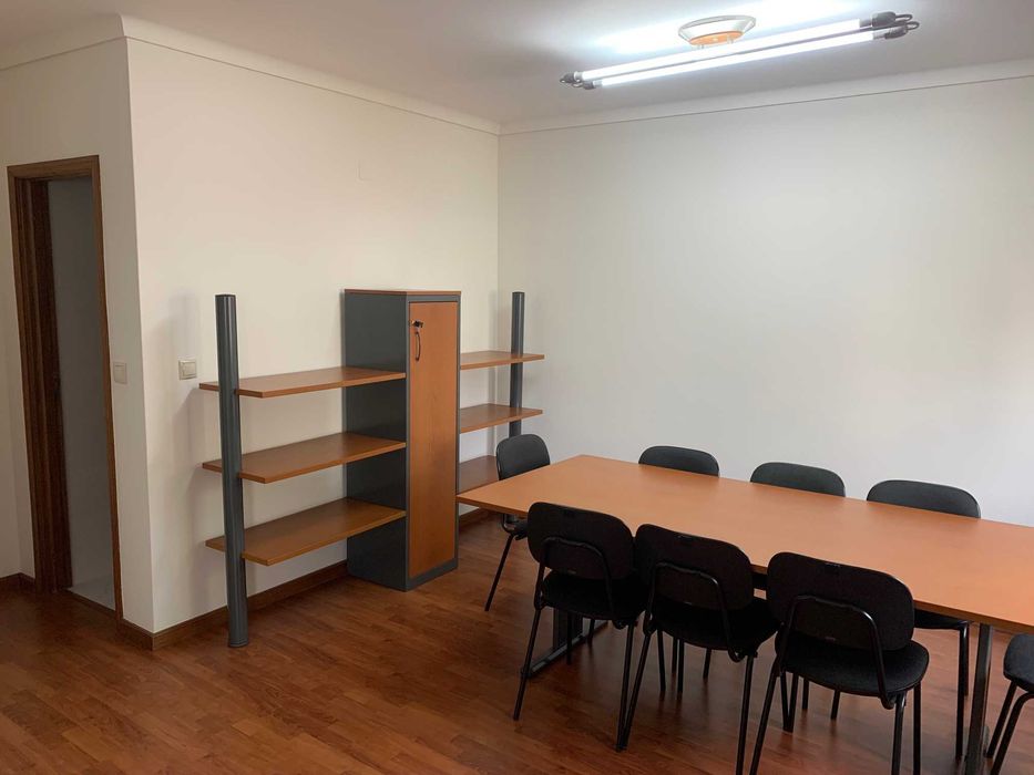 Escritório em Vale de Cambra