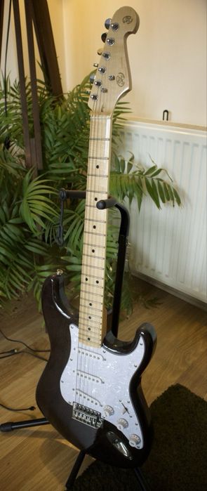 SX Stratocaster Elektro Gitar (Trans Black)