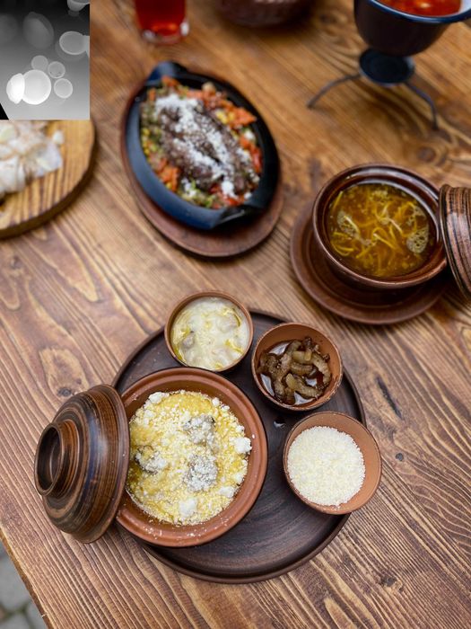 Відпочинок в Карпатах зі  сніданками /Подобово Буковель/Вид на гори,лі