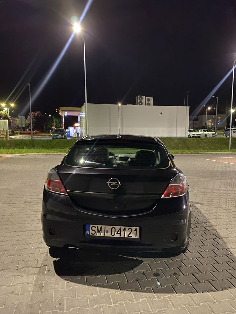 Opel astra h gtc opc-line 1.9 cdti 120 koni (recaro)
