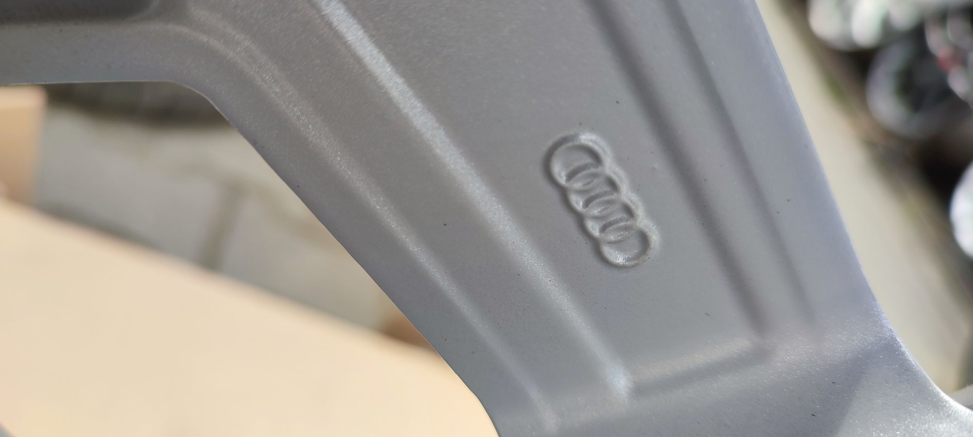 5x112 18" Audi Q2 NOWE Komplet