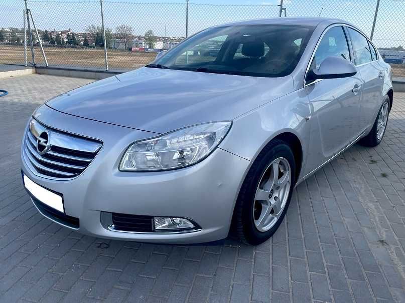 OPEL INSIGNIA 1,8 140 km + LPG Hatchback Alu Felgi Serwis