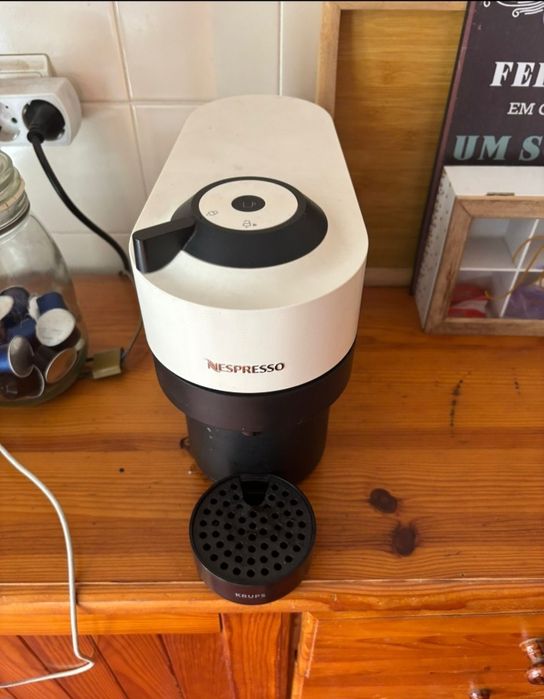 Máquina café Nespresso Vertuo Pop