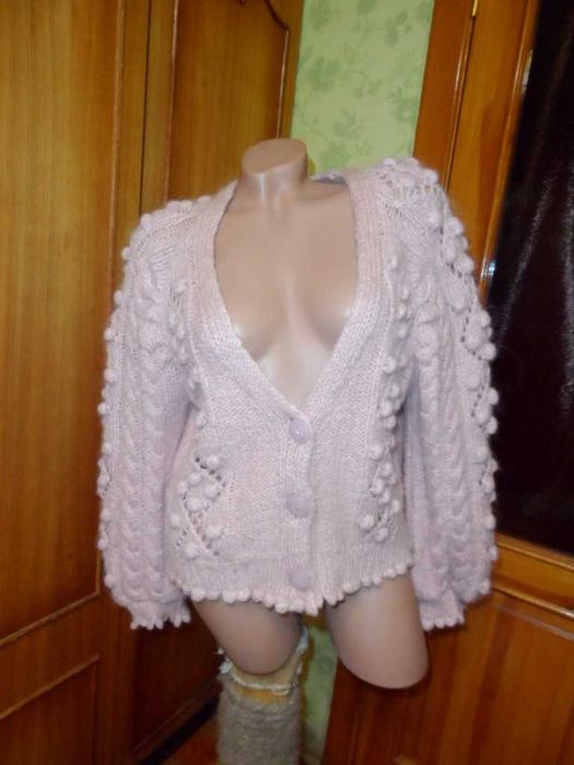 Теплющая красивая кофта M\L шерстяная на пуговицах 100% шерсть