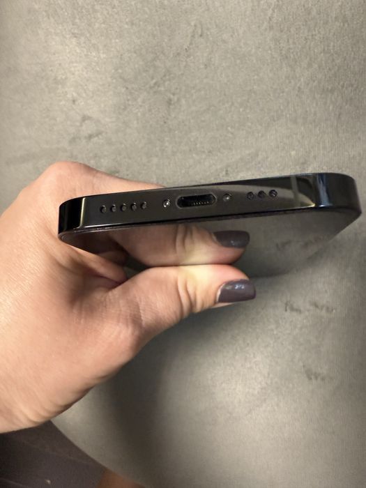 Продам iPhone 14 pro 128 space black