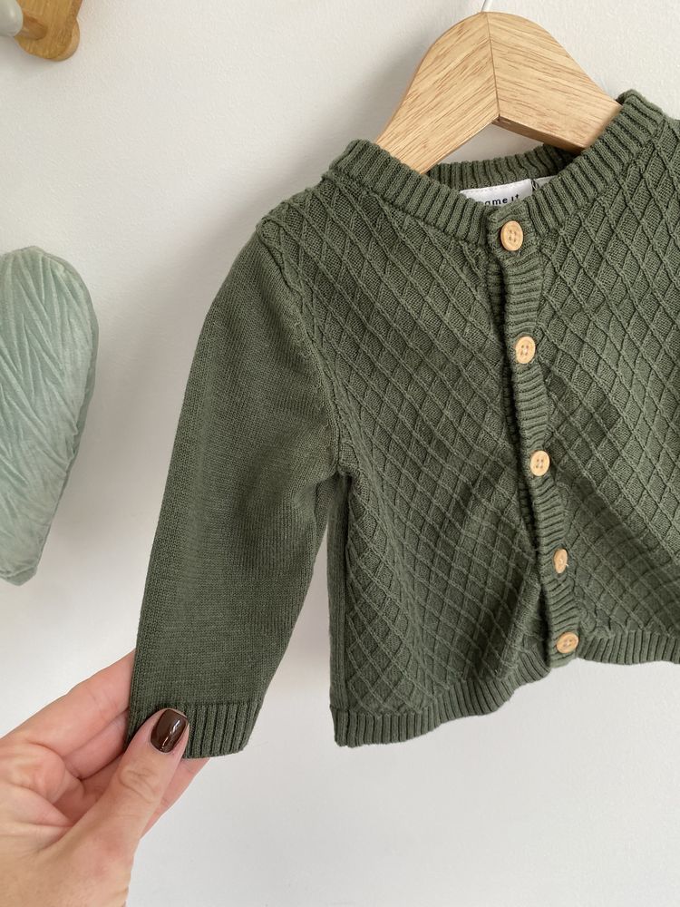 Sweter name it 62 zielony wzorek na guziki jak newbie