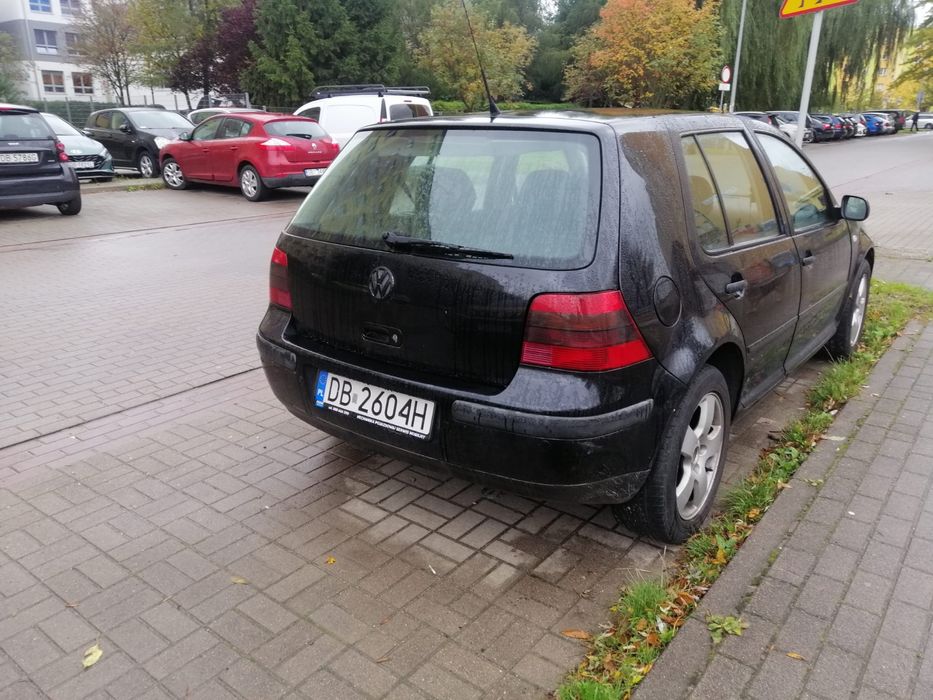 VW Golf IV 1.9 TDi swietny na miasto i wies