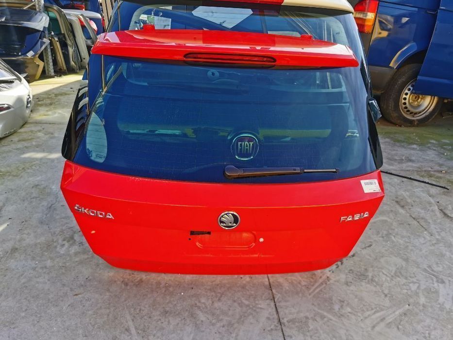 Tampa da mala Skoda Fabia do ano 2014
