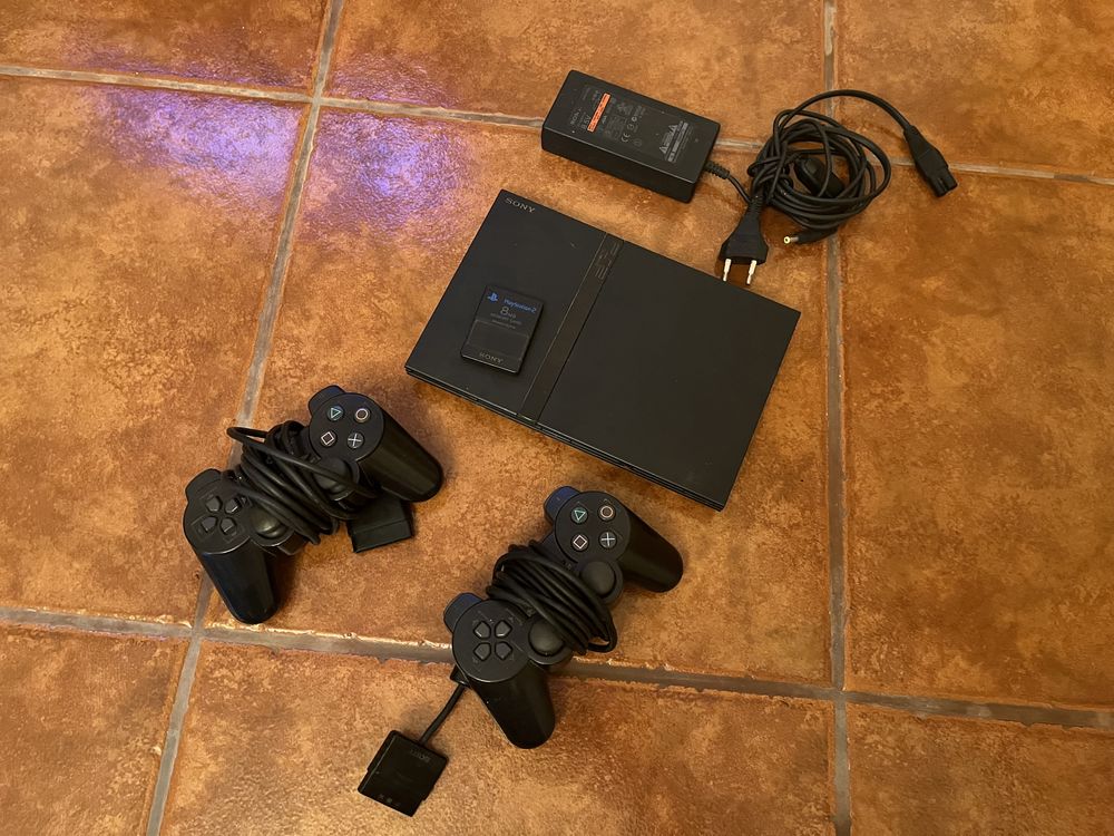 Playstation 2 - 2 Comandos / Cartão Memoria 8MB - Para Pecas