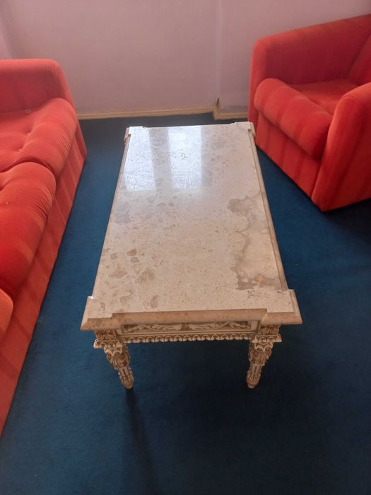 Vendo Mesa de Centro em Mármore