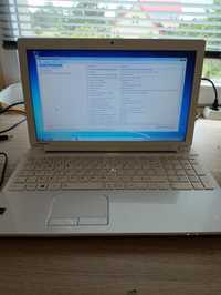 Toshiba Satellite C55D 1.5GHzx4 4GB/120GB Win7Pro