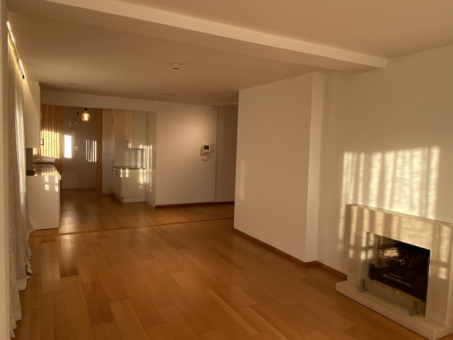 Apartamento T1 R/c  1 Linha do Mar em condomínio fechado