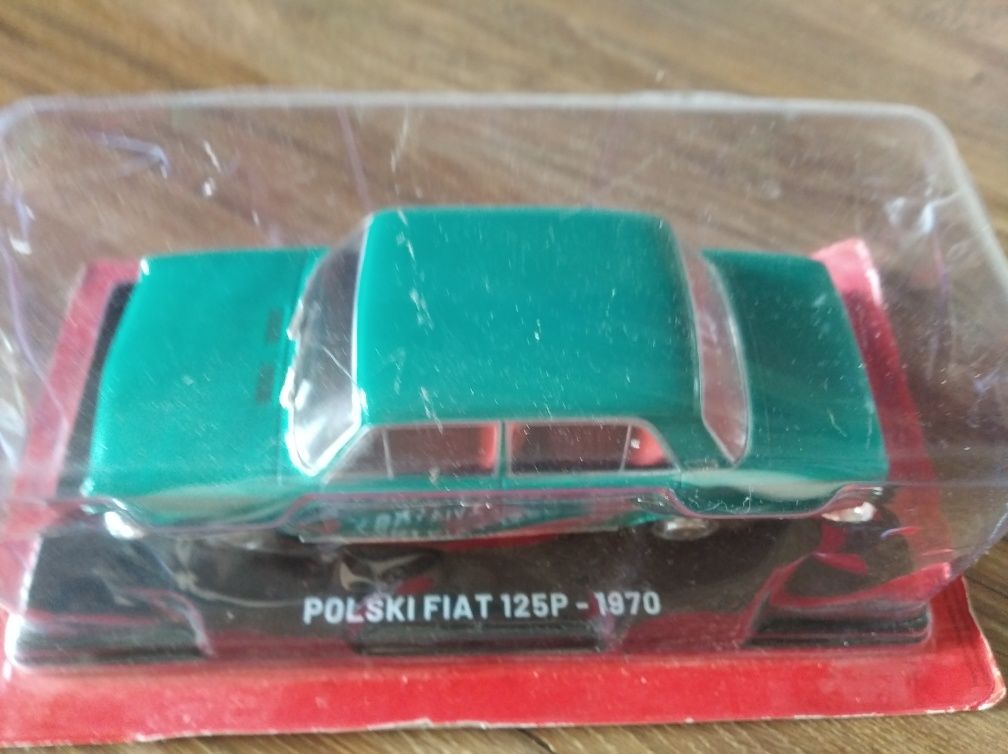 1:24 Fiat 125P  Hachette model mi