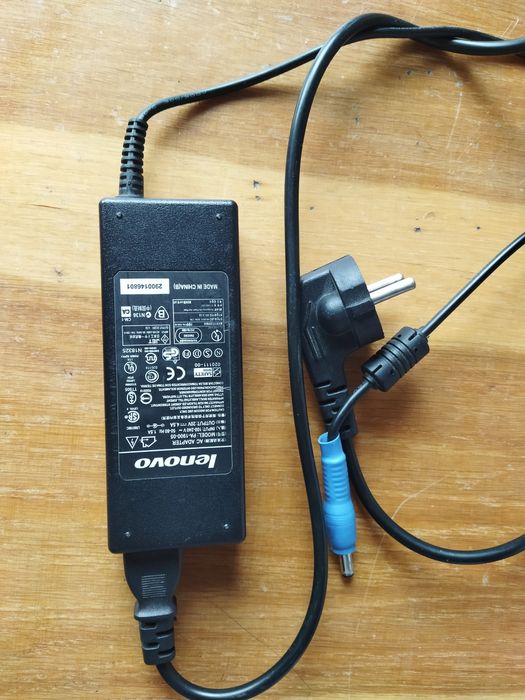 Ноутбук Fujitsu Siemens Amilo PI 1536 нерабочий