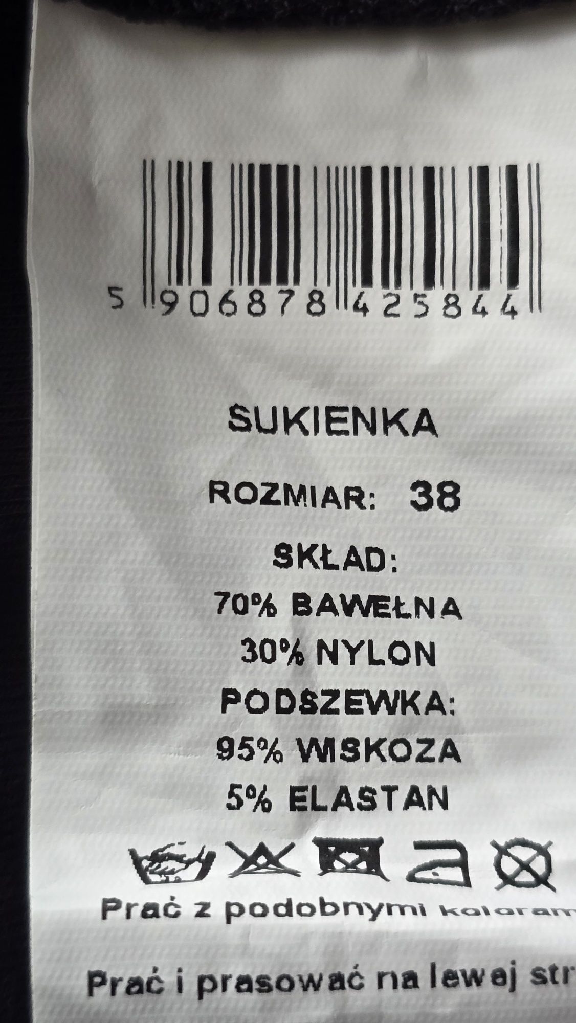 Sukienka czarna, koronkowa Firmy Solar, długość przed kolano,z bawełną