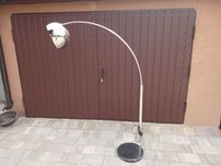 Lampa podłogowa fo salonu