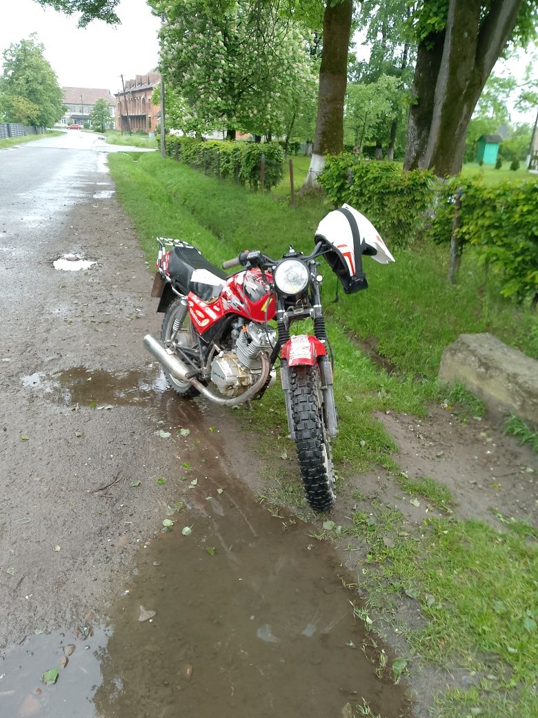 Продаю мотоцикл Viper 125/150